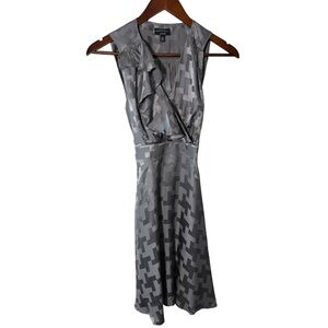 Jacob 100% Silk Grey Vneck Ruffle Tie Back Dress Size 2